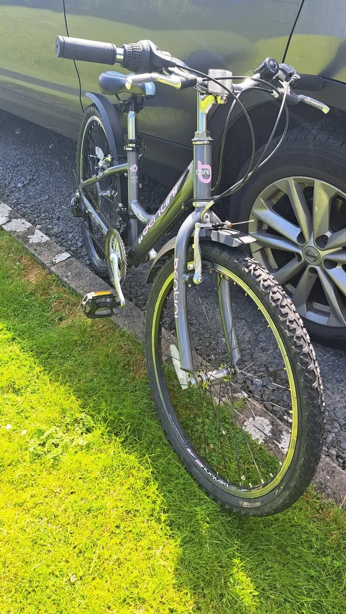 Girls bike - Image 2
