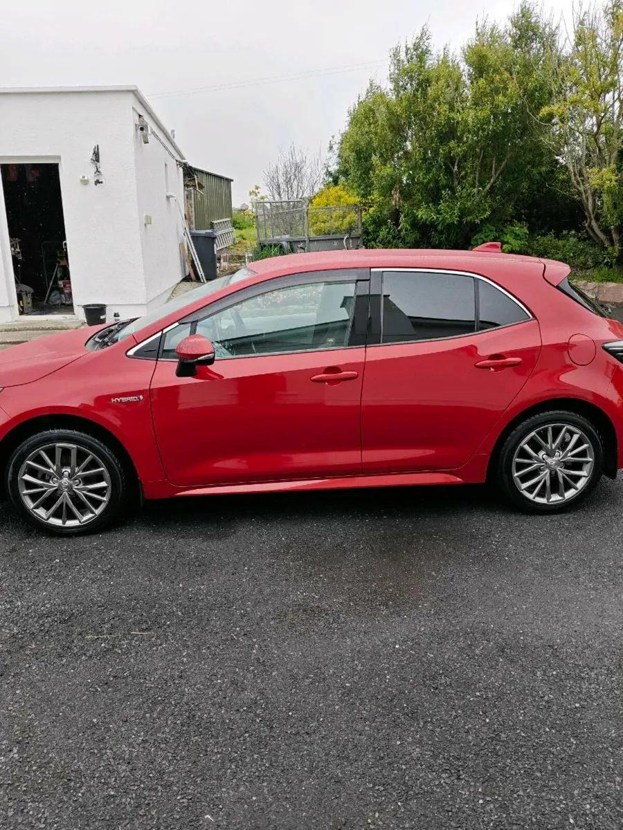 Toyota Corolla 2020 1.8 Hybrid Sol - Image 3