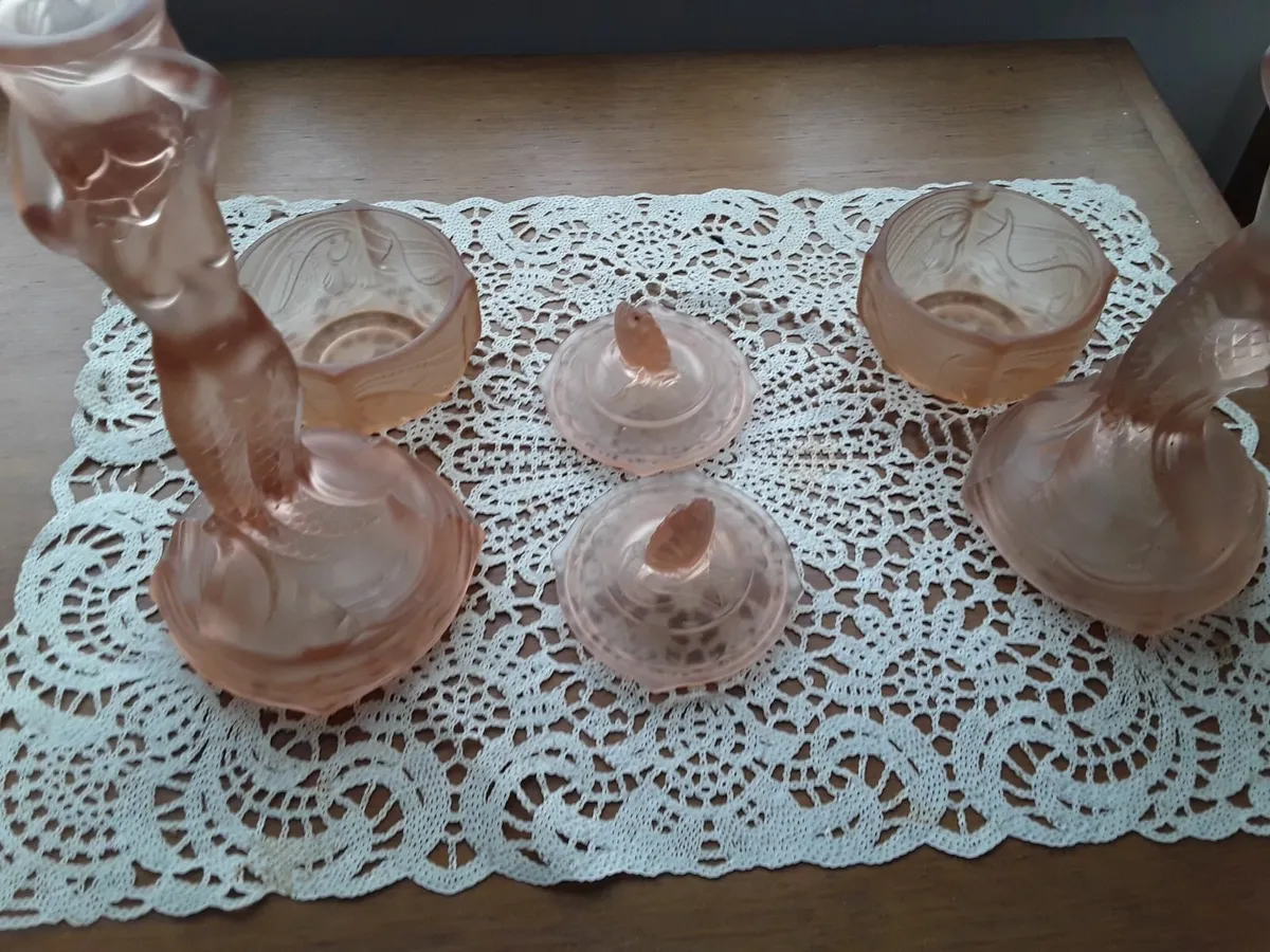 Lovely vintage dressing table set two candlesticks - Image 4