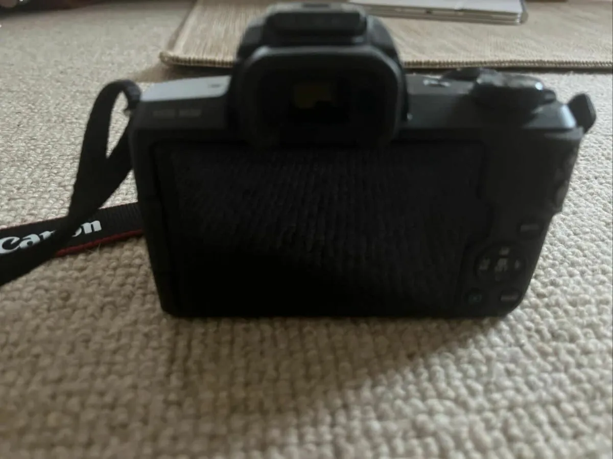 canon m50 camera - Image 4