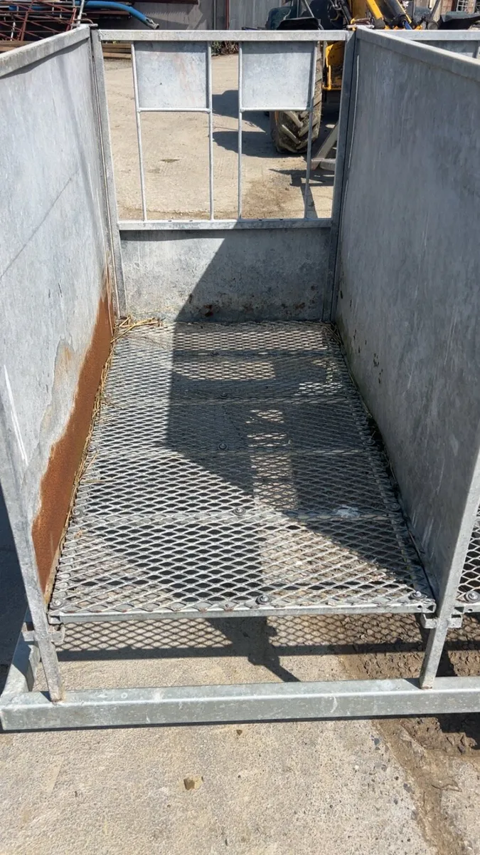 Calf pens - Image 3
