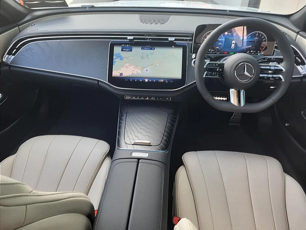 Mercedes-Benz E-Class E300de AMG Edition Plus Aut - Image 4