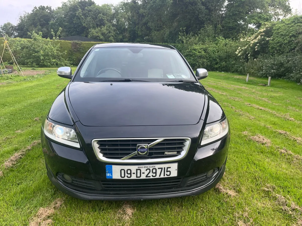 Volvo S40 - Image 2