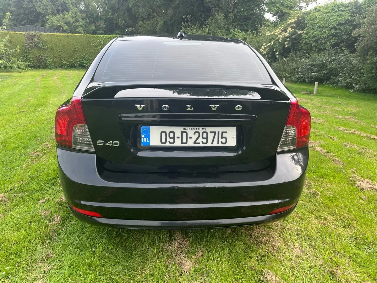 Volvo S40 - Image 4