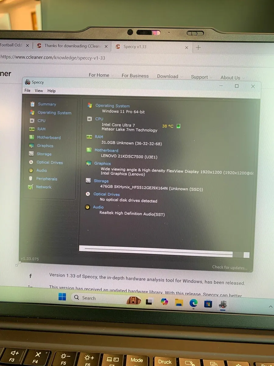 Lenovo X1 Carbon | Gen 12 | 1TB | 32 RAM - Image 3