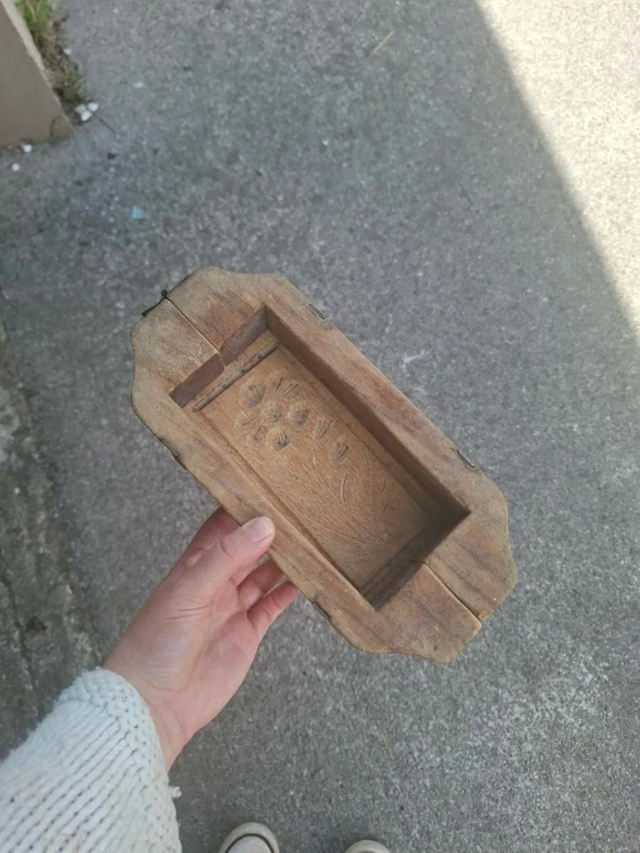 Antique butter mold postage possible