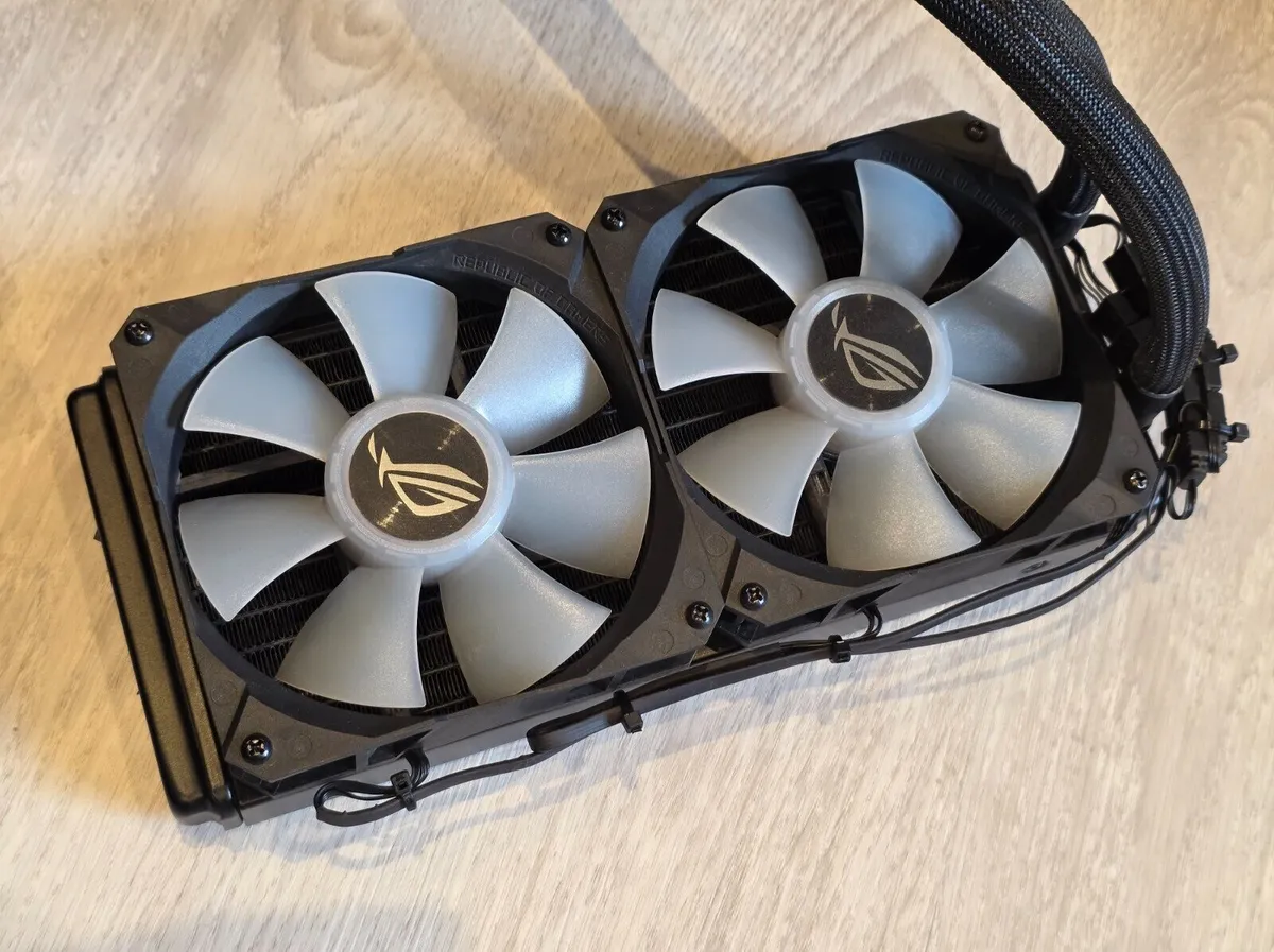 Asus ROG Strix RTX 3090 Ti - Image 3