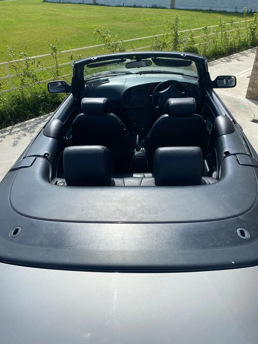 Saab 9-3 convertible - Image 3