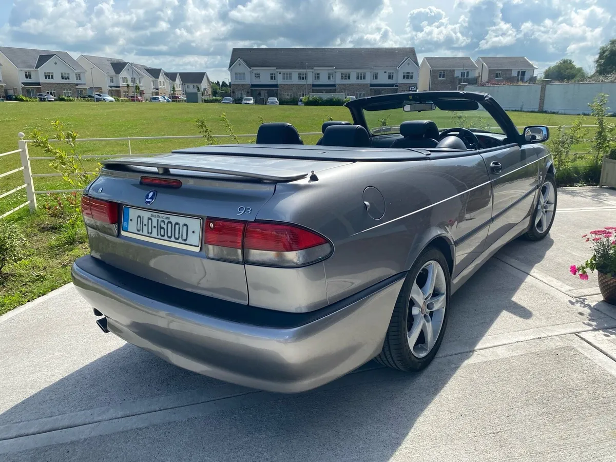Saab 9-3 convertible - Image 4
