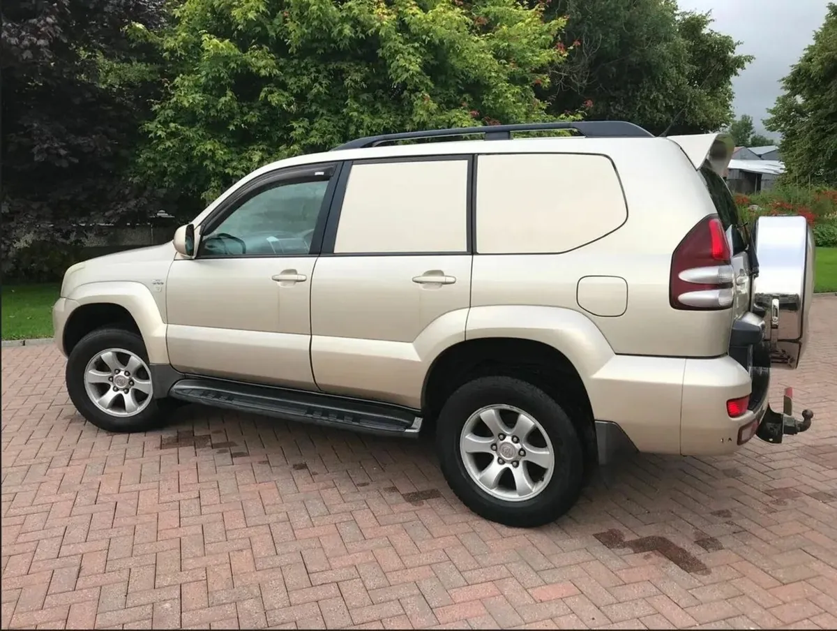 Toyota Land Cruiser 2008 - Image 4