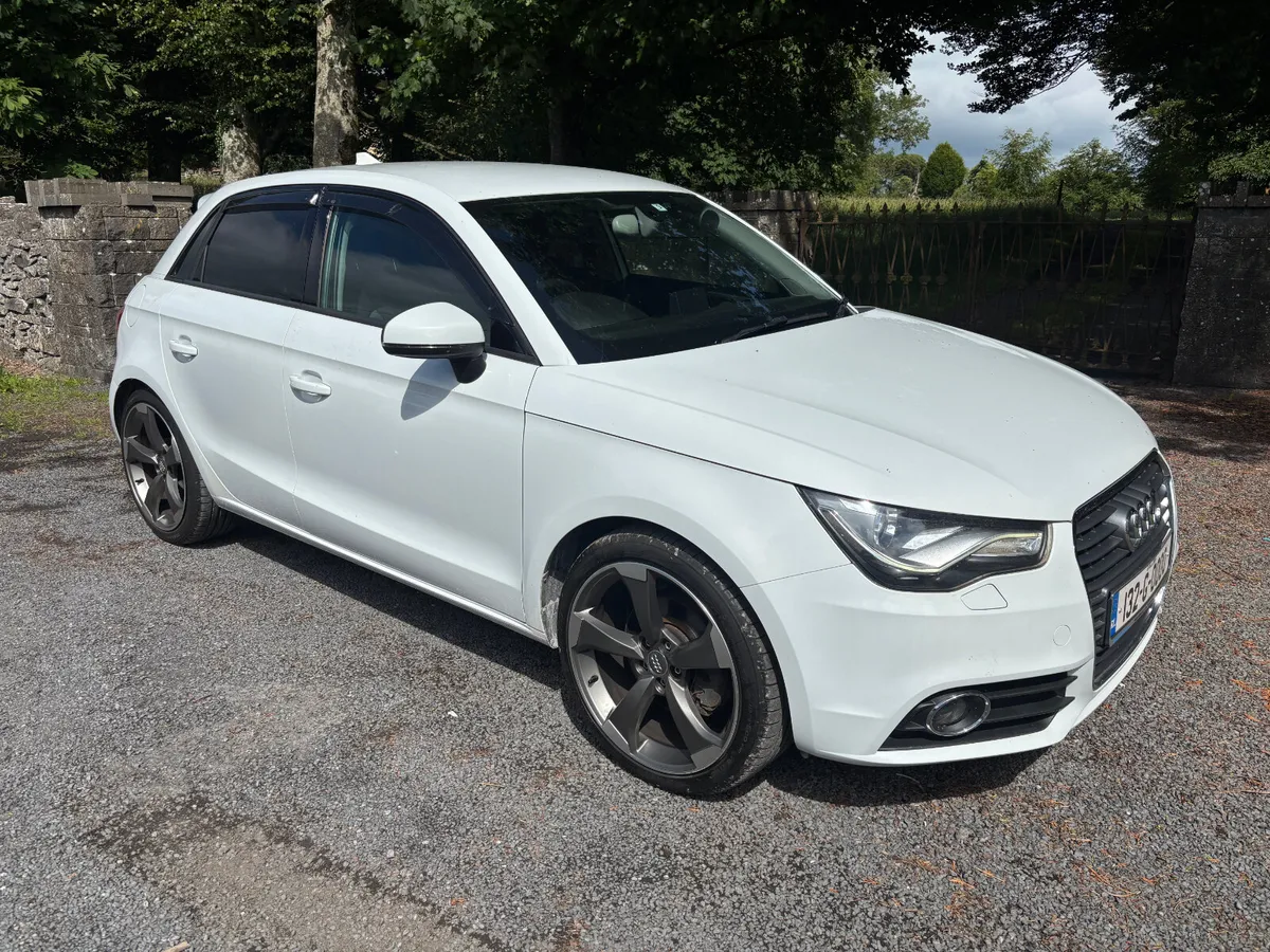 Audi A1 TFSI STRONIC 4 DOOR 2013 - Image 2
