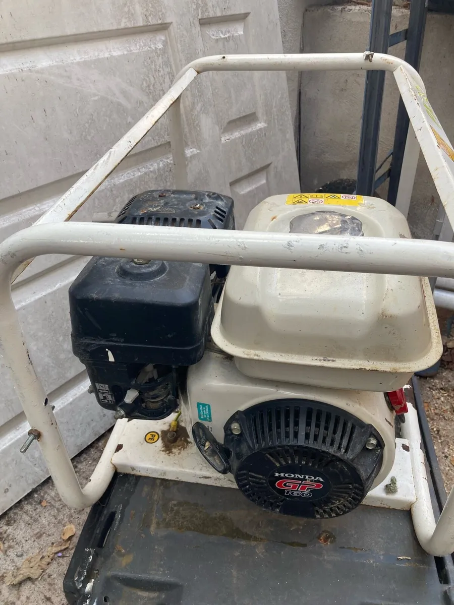 Honda generator - Image 1