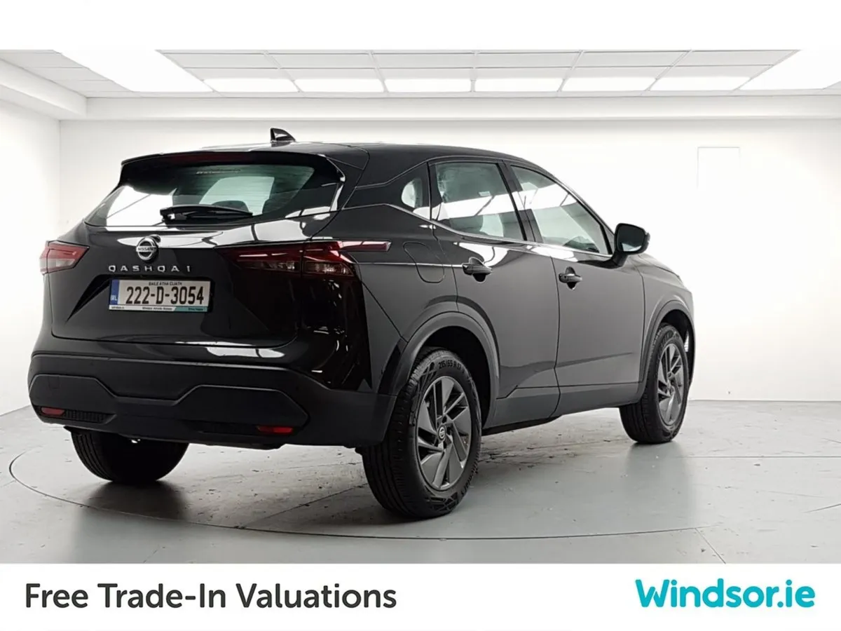 Nissan QASHQAI 1.3 PET Mild Hybrid SV - Image 3