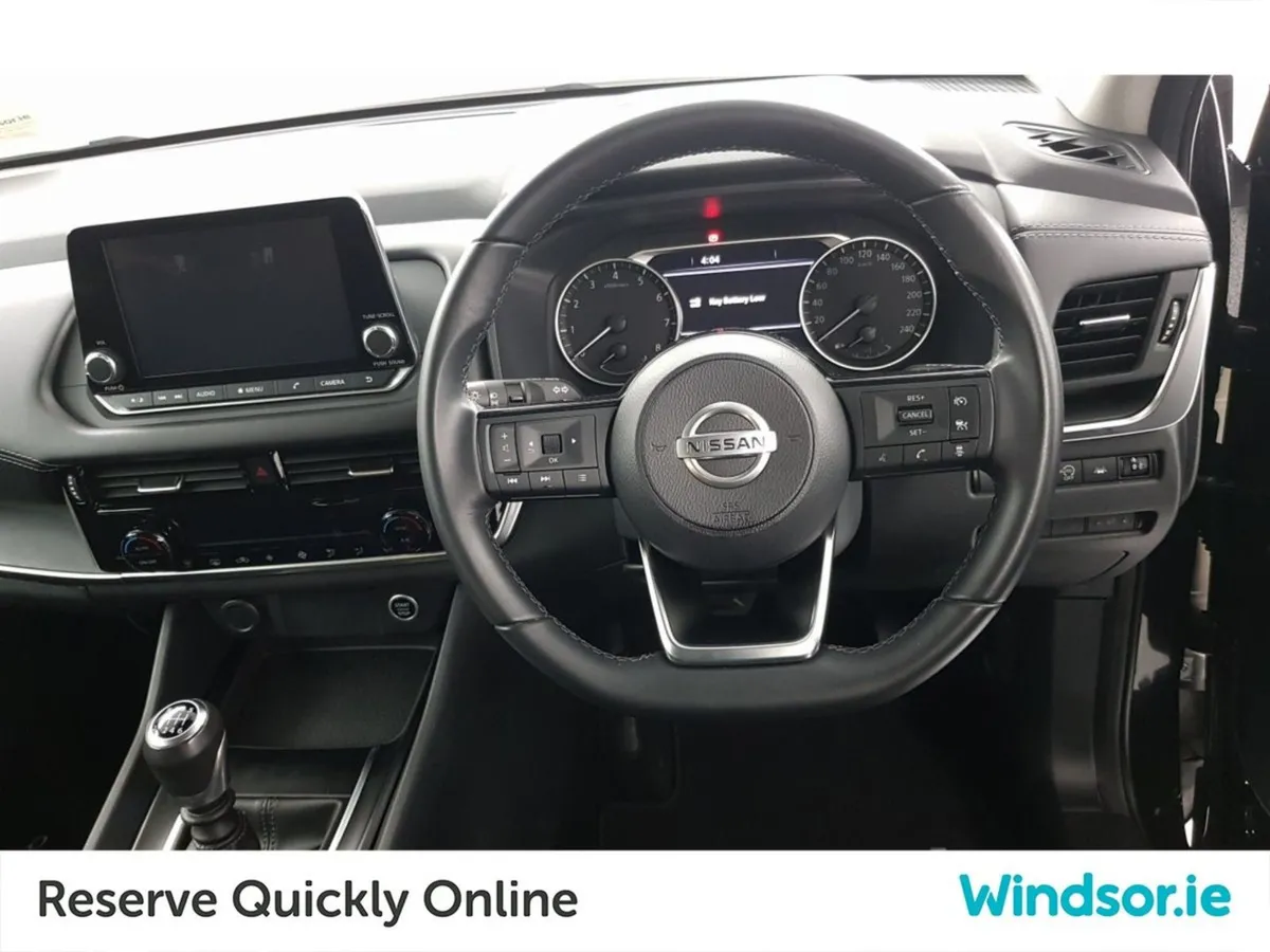 Nissan QASHQAI 1.3 PET Mild Hybrid SV - Image 4