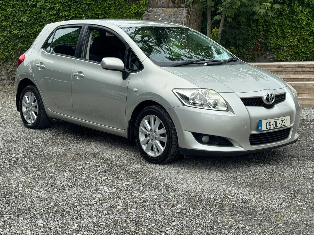 2009 Toyota Auri 1.4 D4D - Image 1
