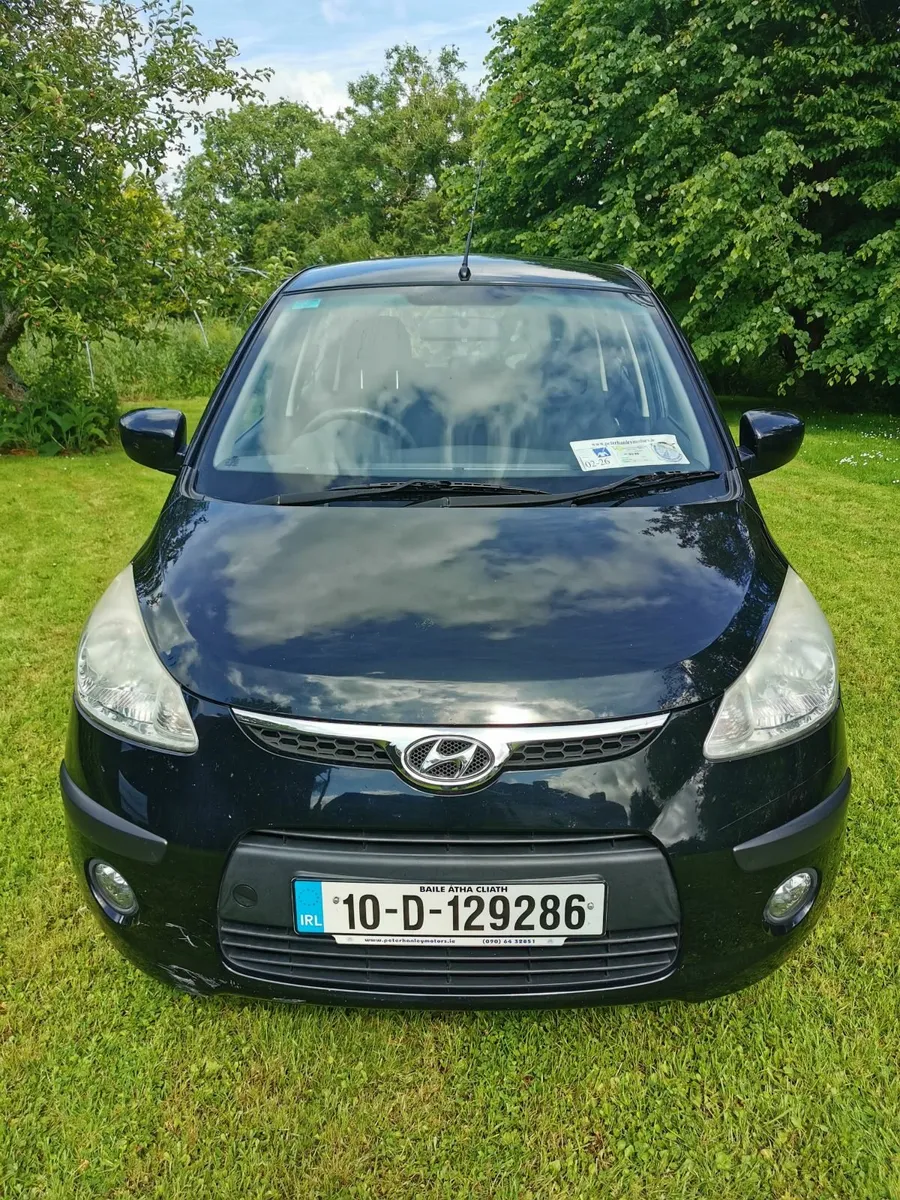 Hyundai i10 2010 - Image 1