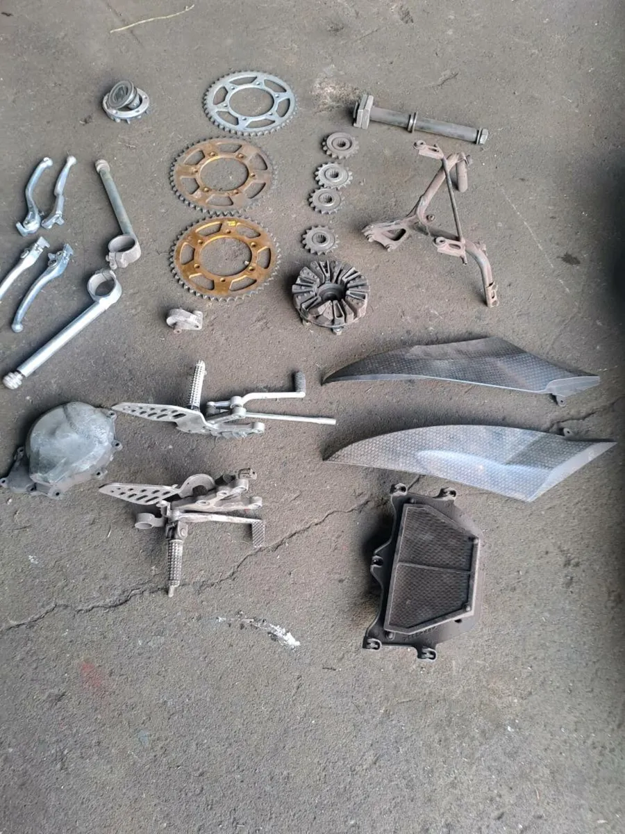 Motorcycle parts - Image 3