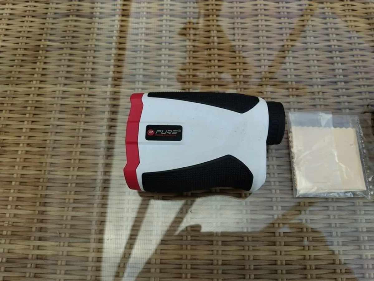 Golf Rangefinder - Image 1