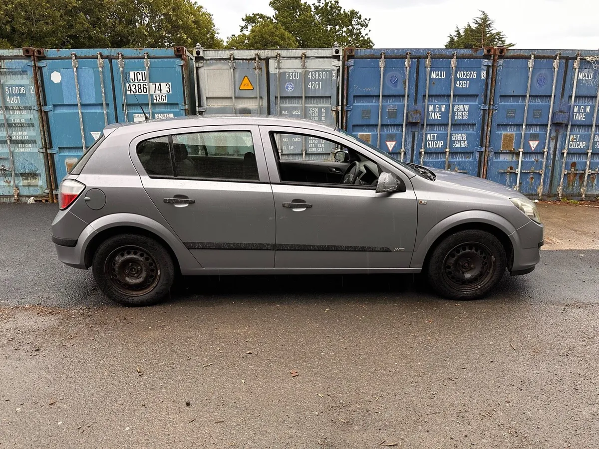 Opel Astra - Image 4