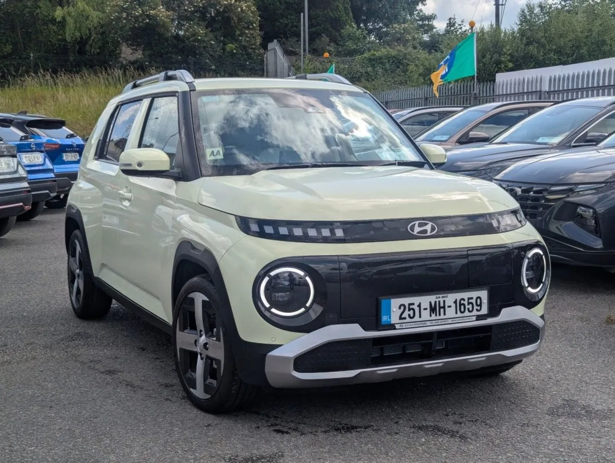 Hyundai INSTER 49kw Elegance  demo Sale - Image 1