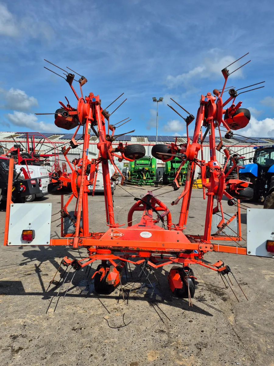 Kuhn GF 8501 Tedder - Image 4