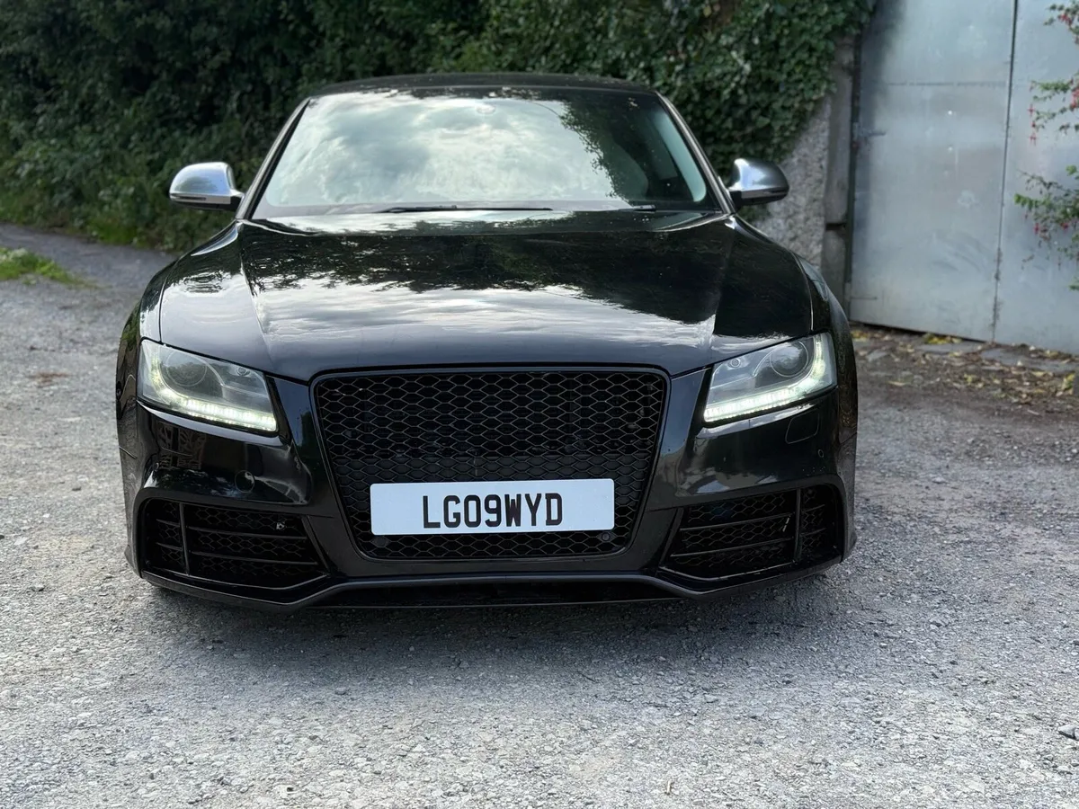 Audi S5 4.2 Manual V8 2009 - Image 2