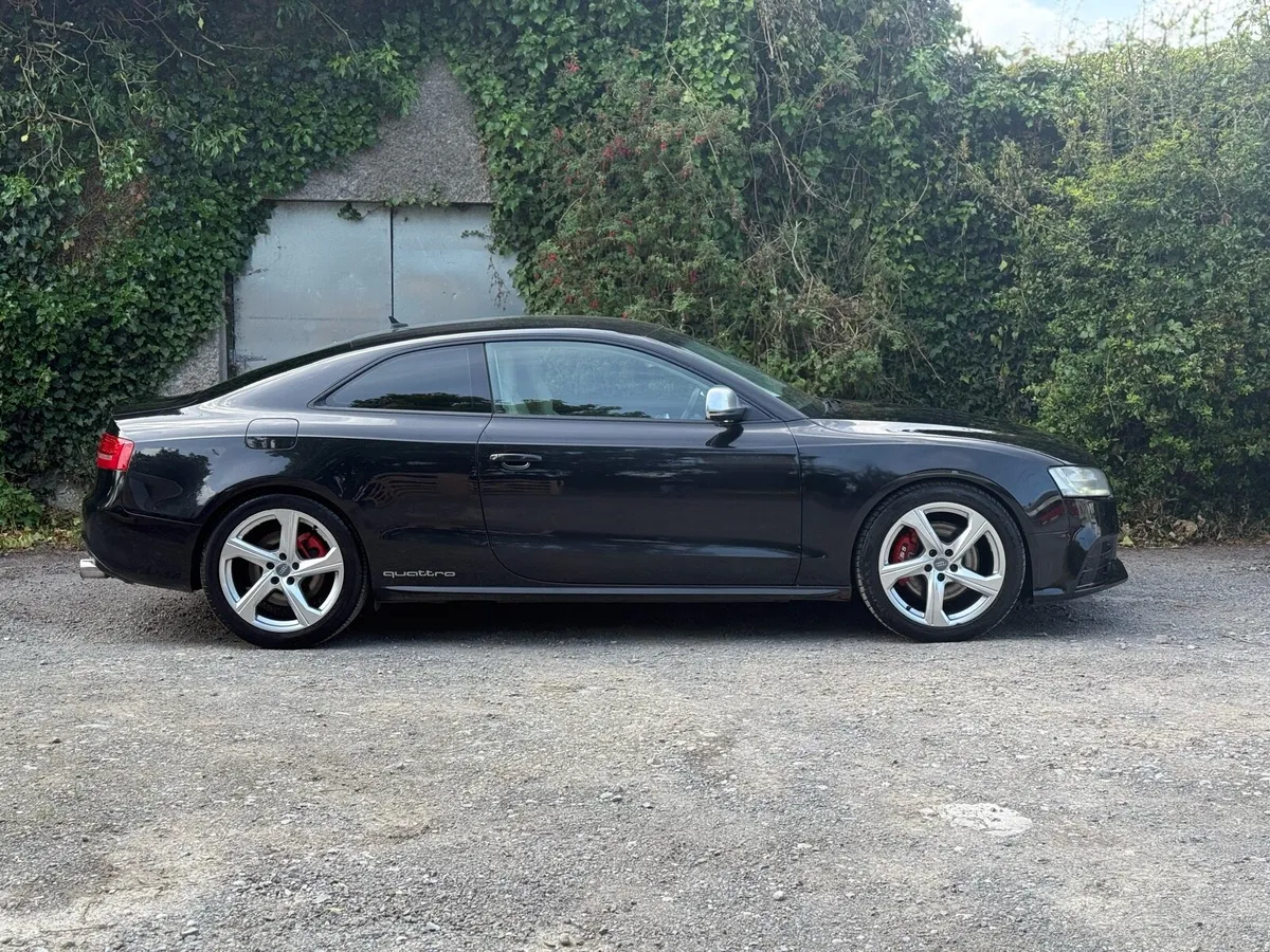 Audi S5 4.2 Manual V8 2009 - Image 4