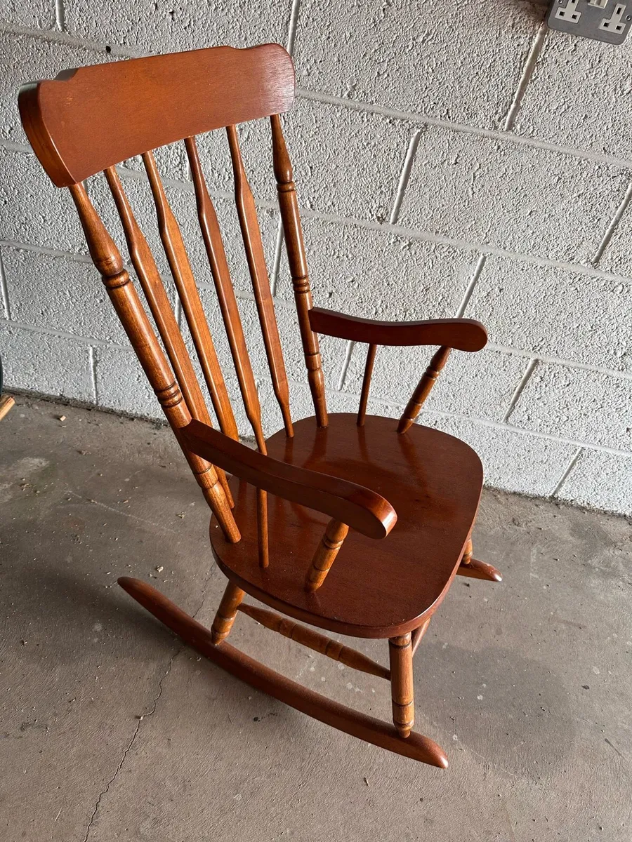 Teak rocking chair - Image 1