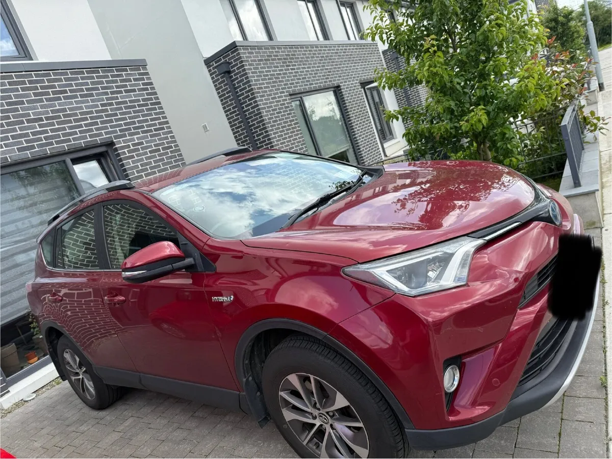2018 Toyota RAV4 Luna Hybrid 2.5 L petrol hybrid - Image 2