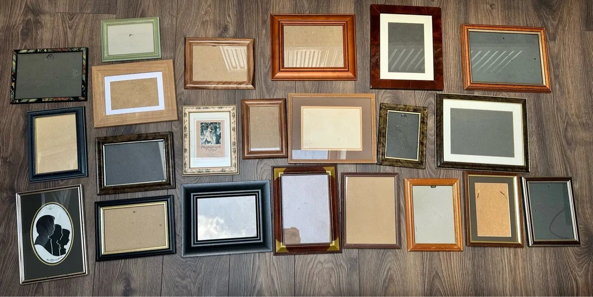 Vintage photo and picture frames - Image 1