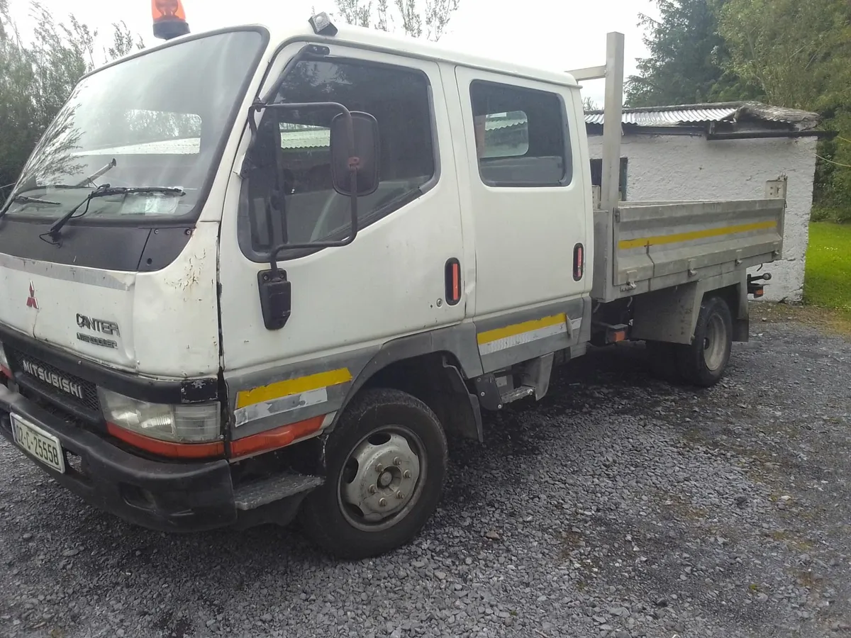 Mitsubishi Canter 2002 - Image 1