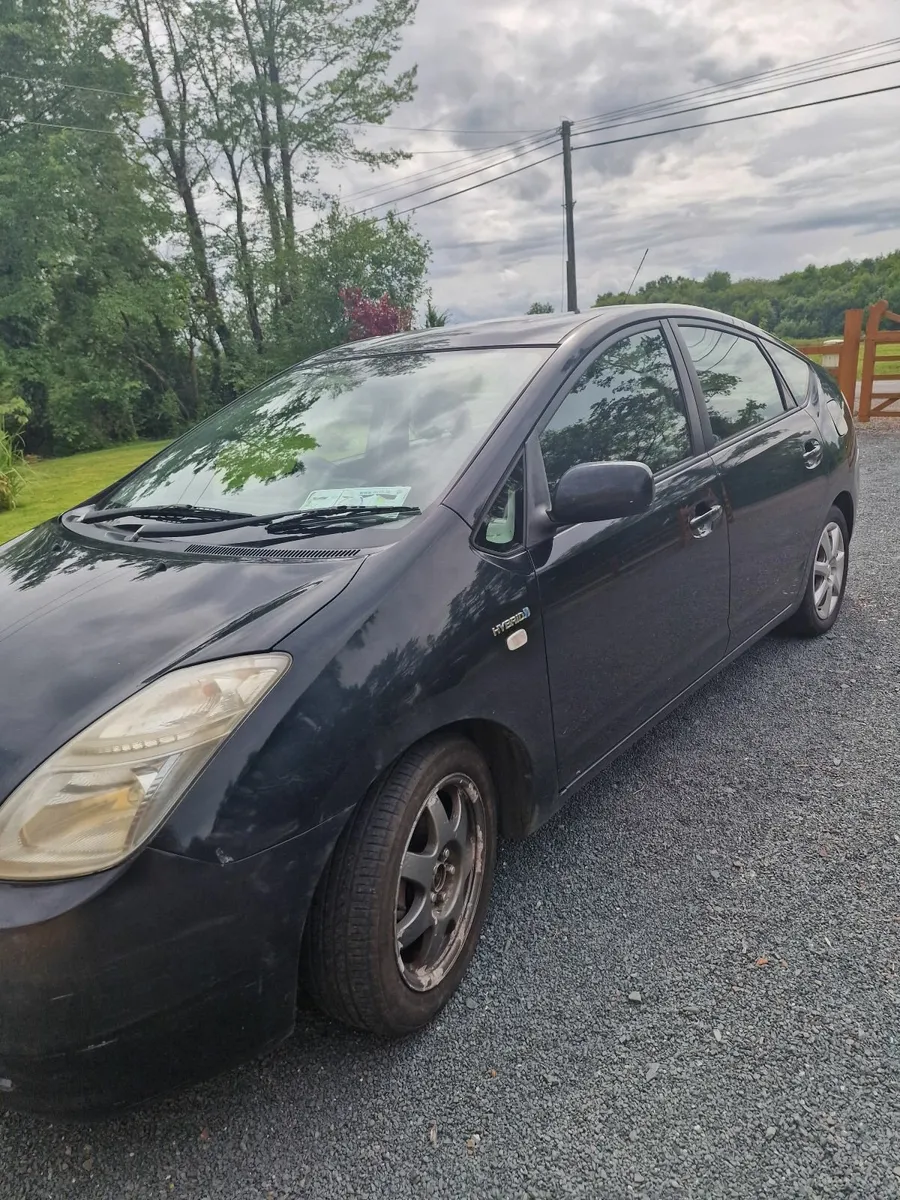 Toyota Prius 2008 - Image 2