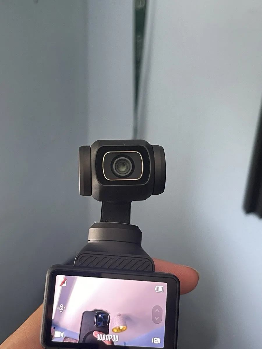 DJI Osmo Pocket 3 Creator Combo Camera - Image 3