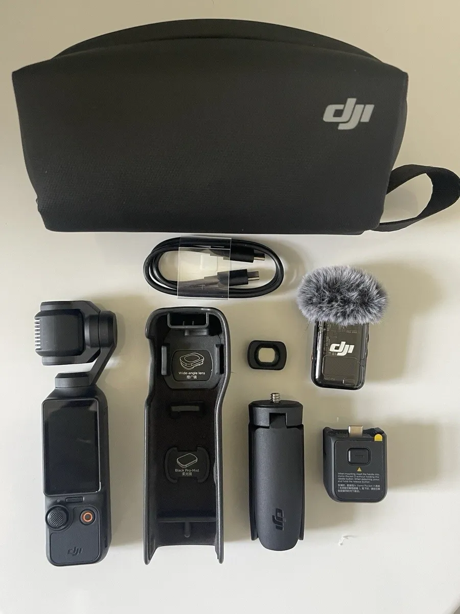 DJI Osmo Pocket 3 Creator Combo Camera - Image 1
