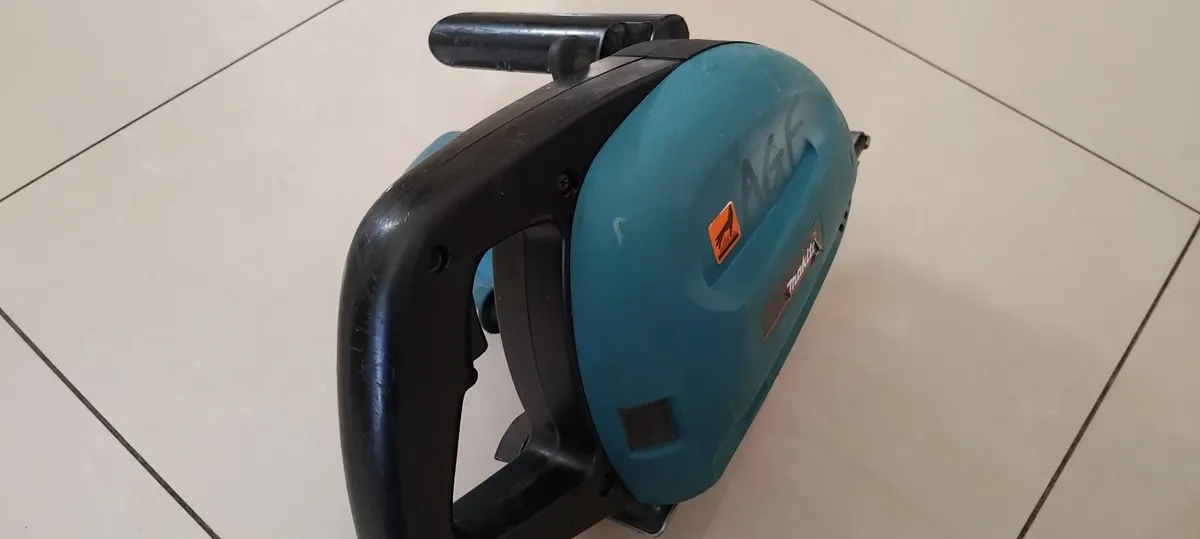 Makita 4131 Metal Cutting Saw 110v - Image 4
