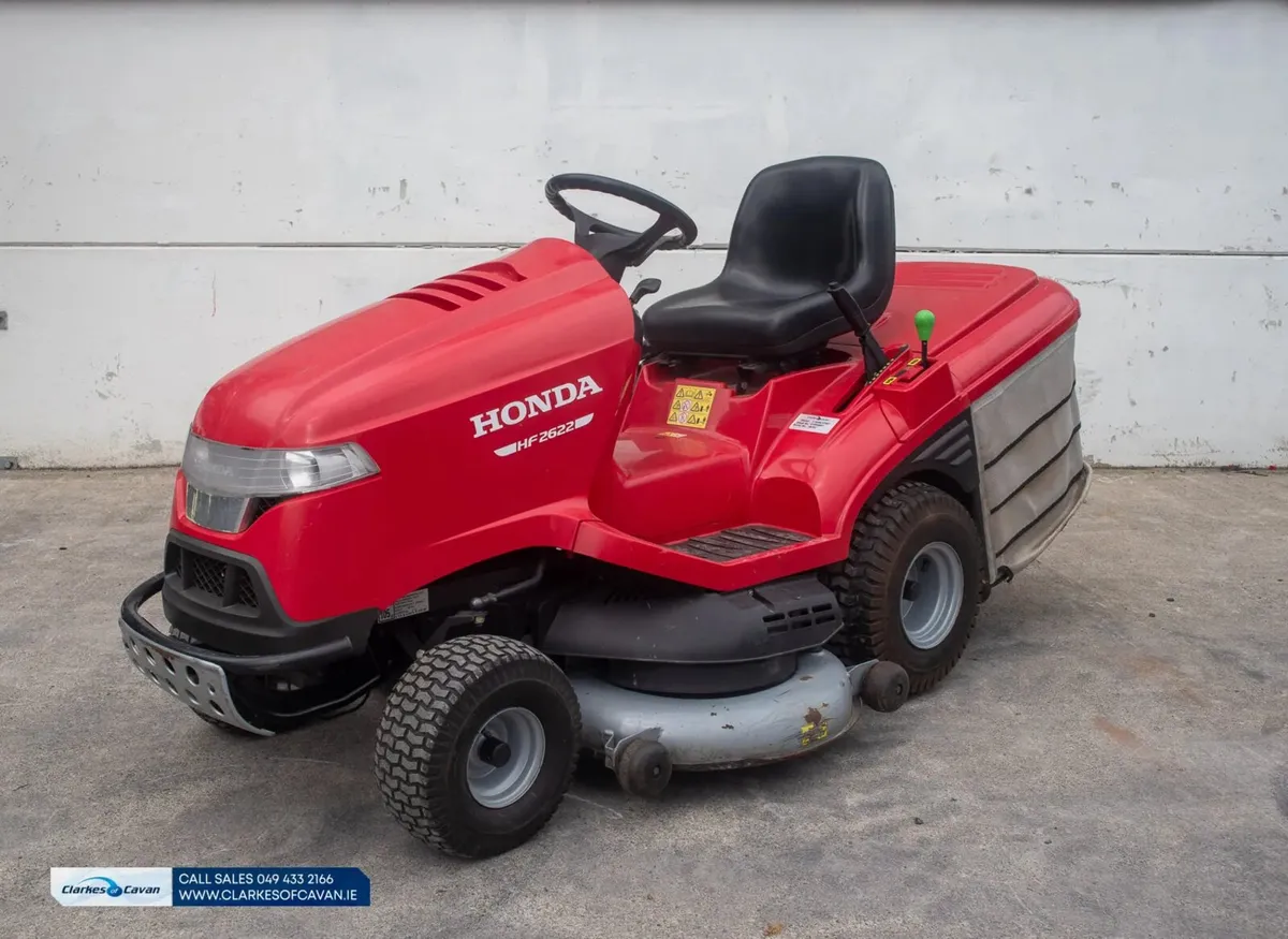 2018 Honda HF2622 Ride-on - Image 1