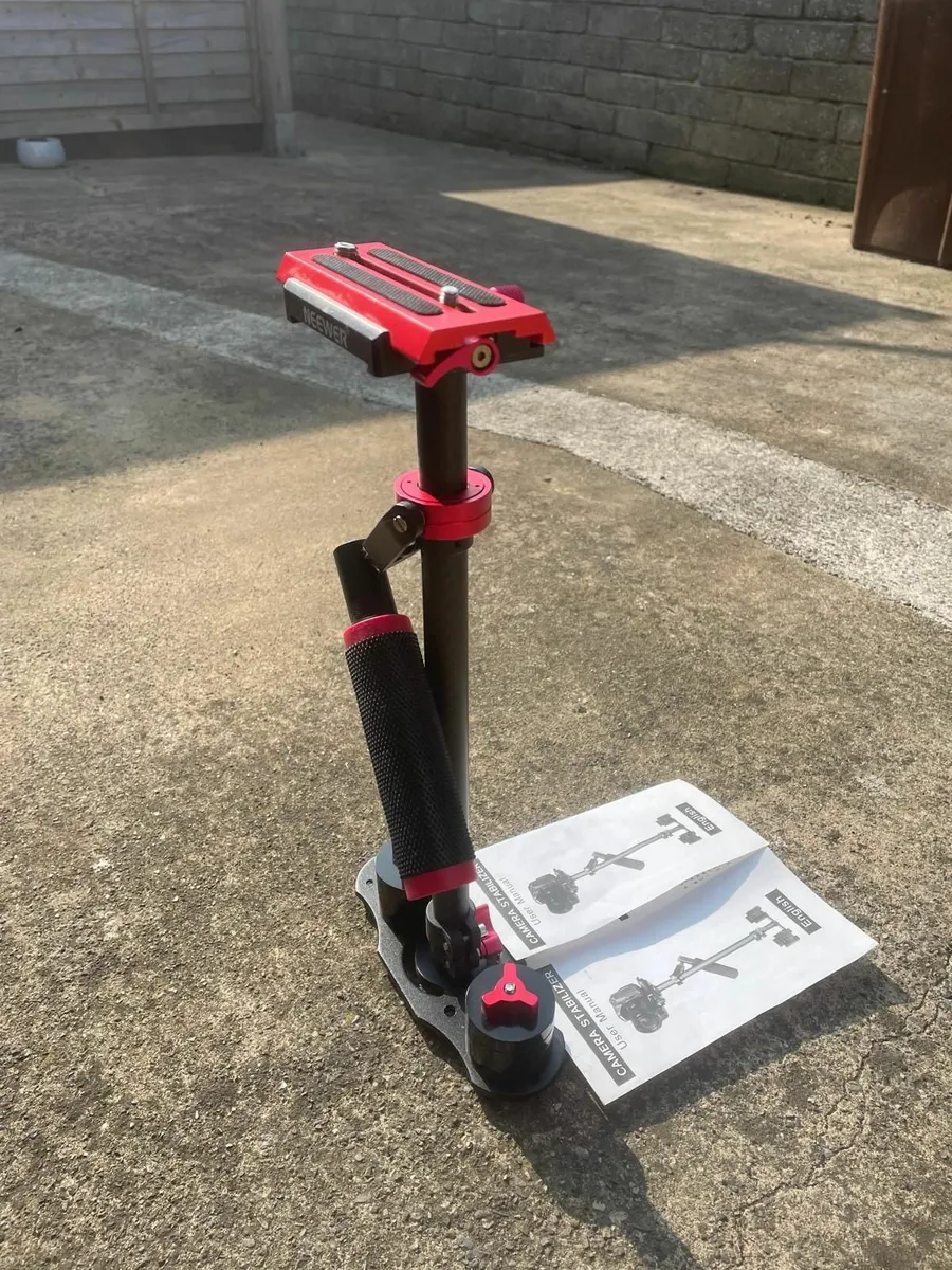 🎥 Neewer Camera Stabilizer – Like New - Image 2