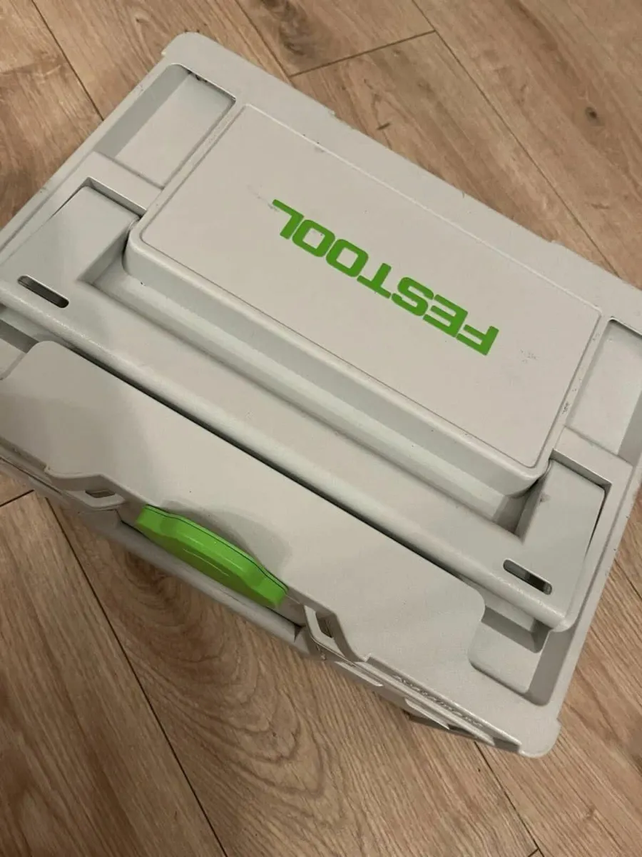 festool Batterys and Charger In Box For Power Tool - Image 3