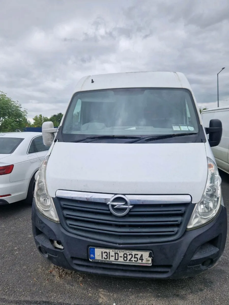 Van - Image 1