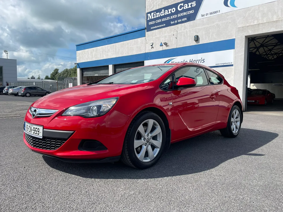 Opel Astra Sport 2015//Petrol//very low mileage - Image 2