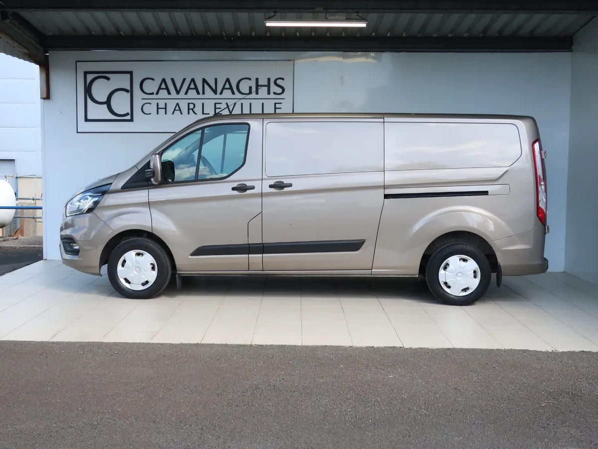 2022 FORD TRANSIT CUSTOM 300l Trend 2.0TDCi 3DR - Image 2