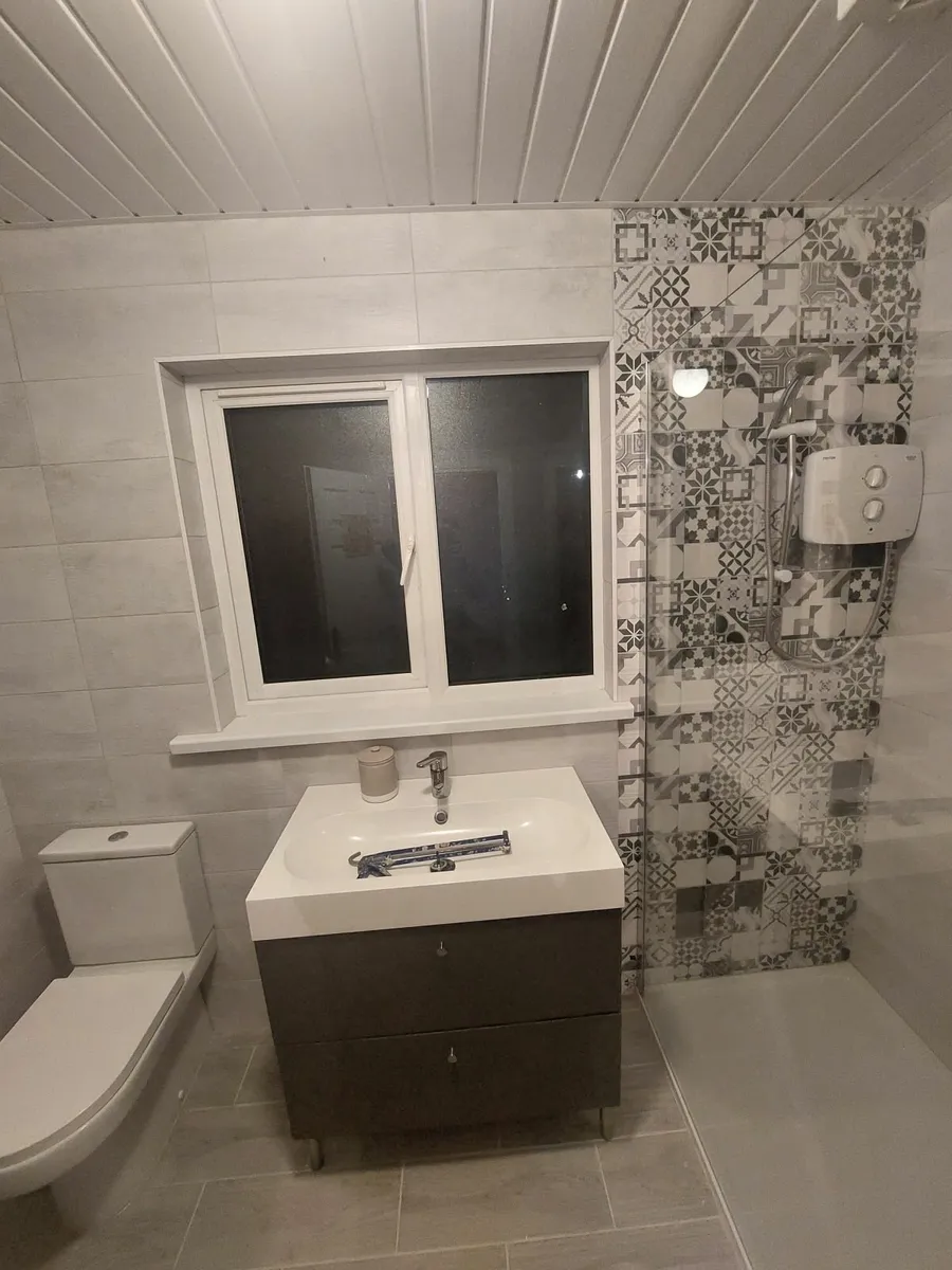 Tiler available - Image 2