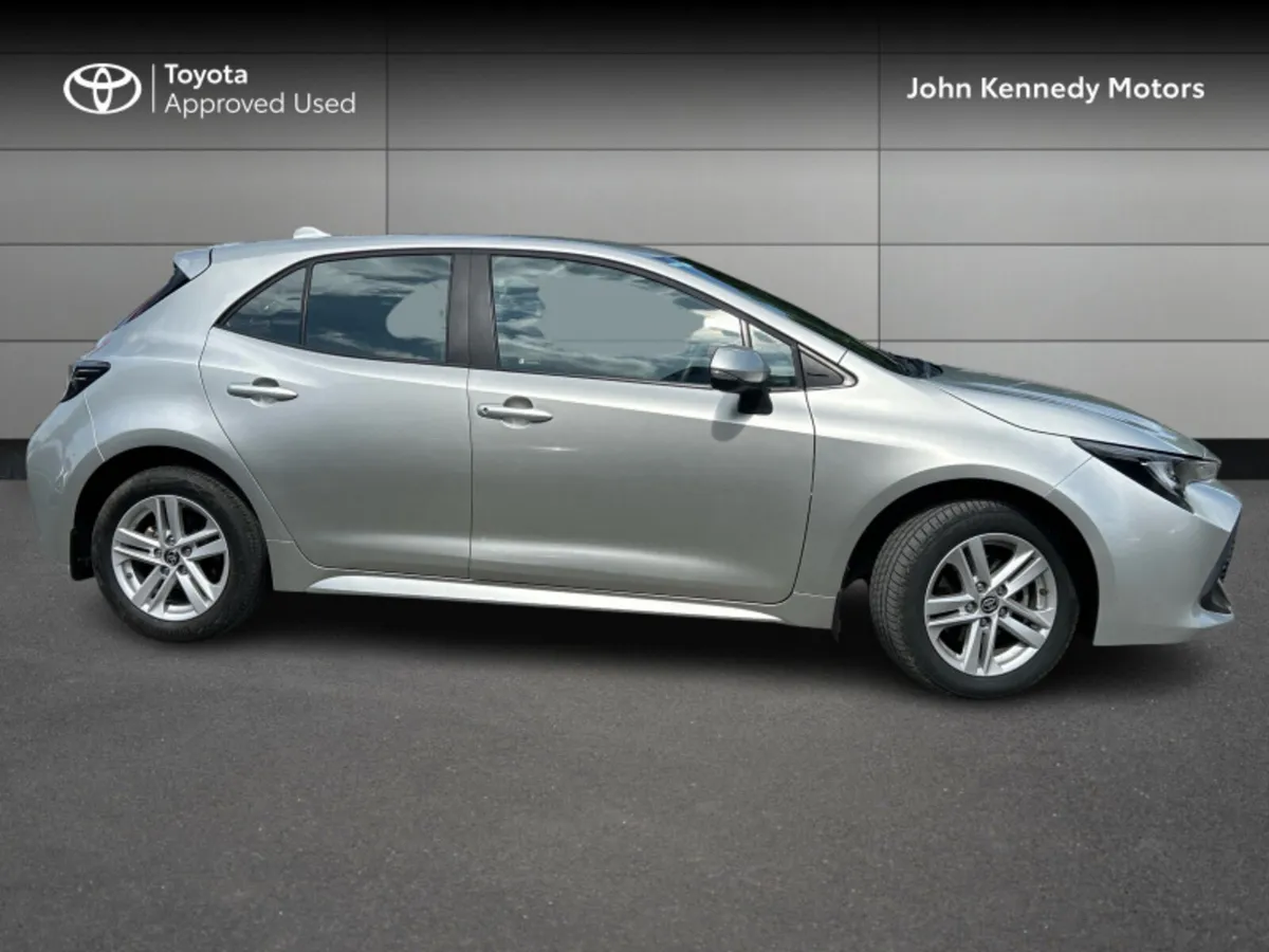Toyota Corolla HYBRID LUNA H/B - Image 3