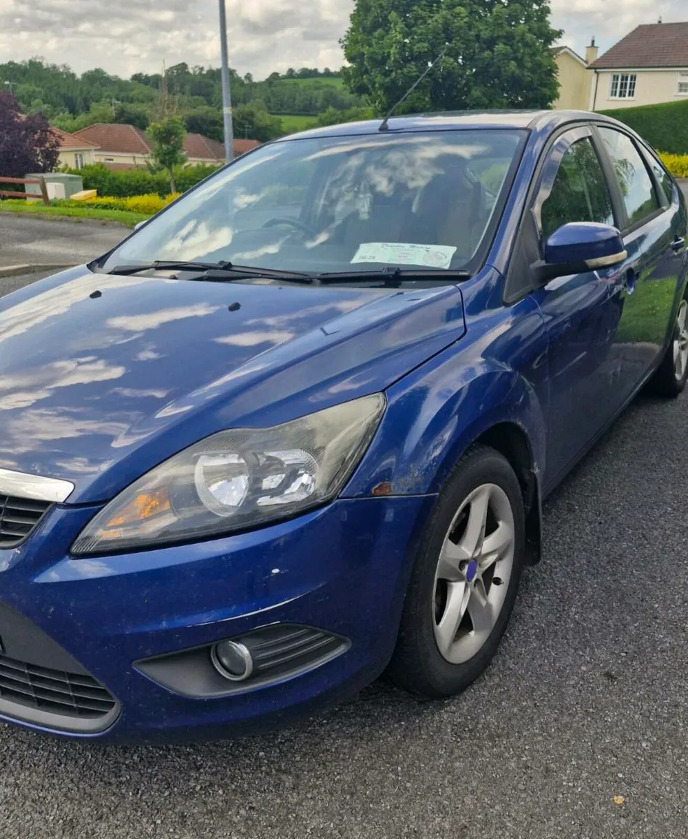 10 Ford Focus - Image 3