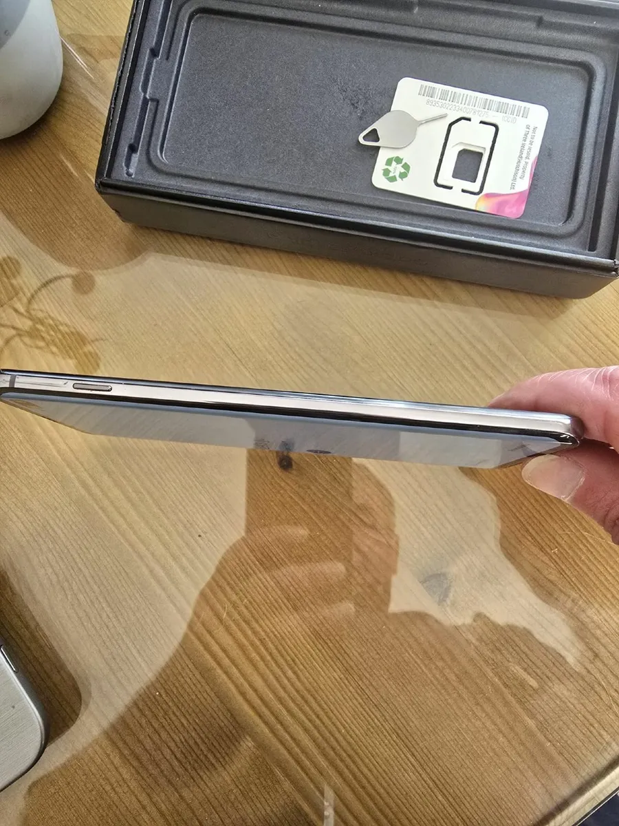 Samsung S10+ Phone - Image 3