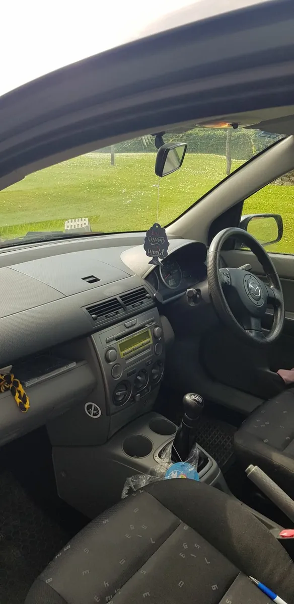 Mazda Mazda2 2005 - Image 3