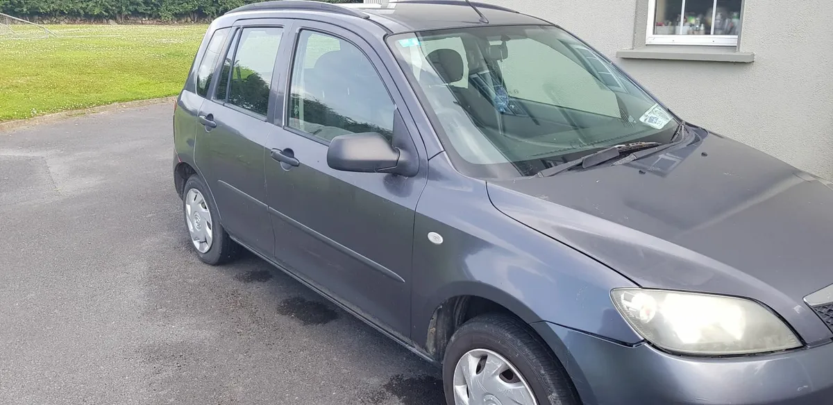 Mazda Mazda2 2005 - Image 1