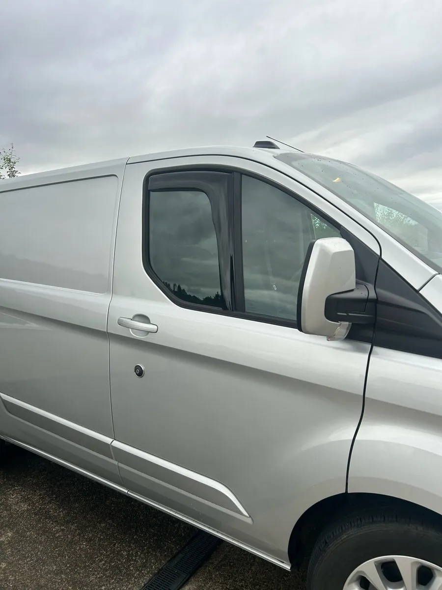 Ford Transit Custom - Image 3