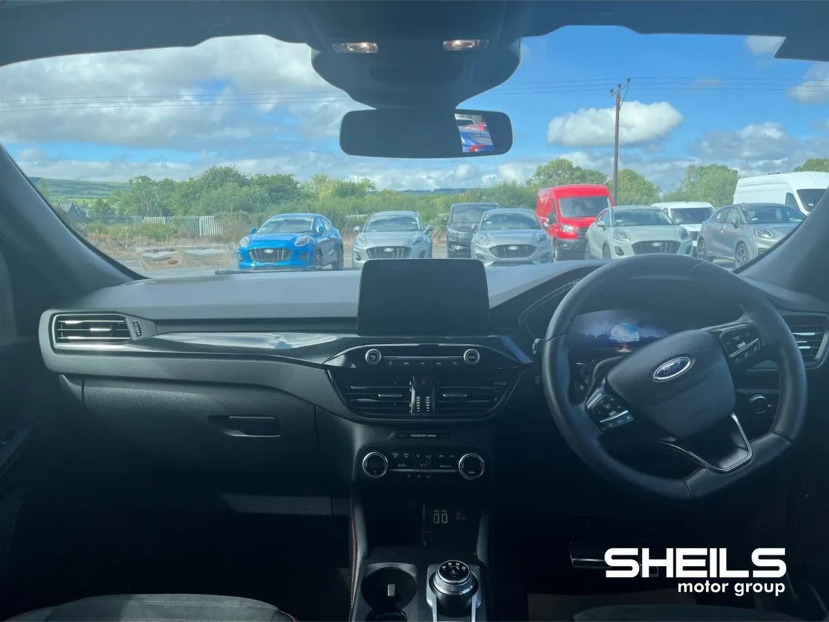 Ford Kuga 2.5 Duratec 225PS Phev St-line X Auto - Image 3