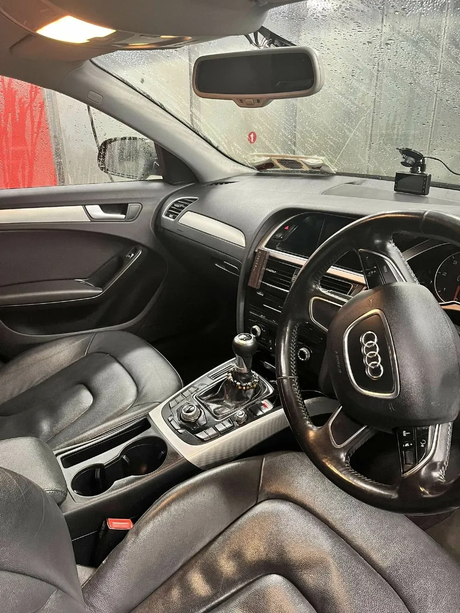 Audi A4 2013 - Image 4